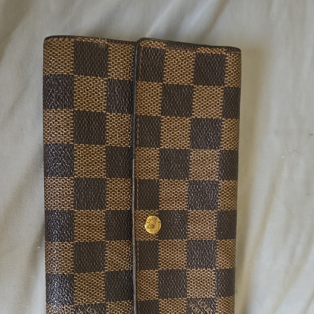 LV Long Wallet